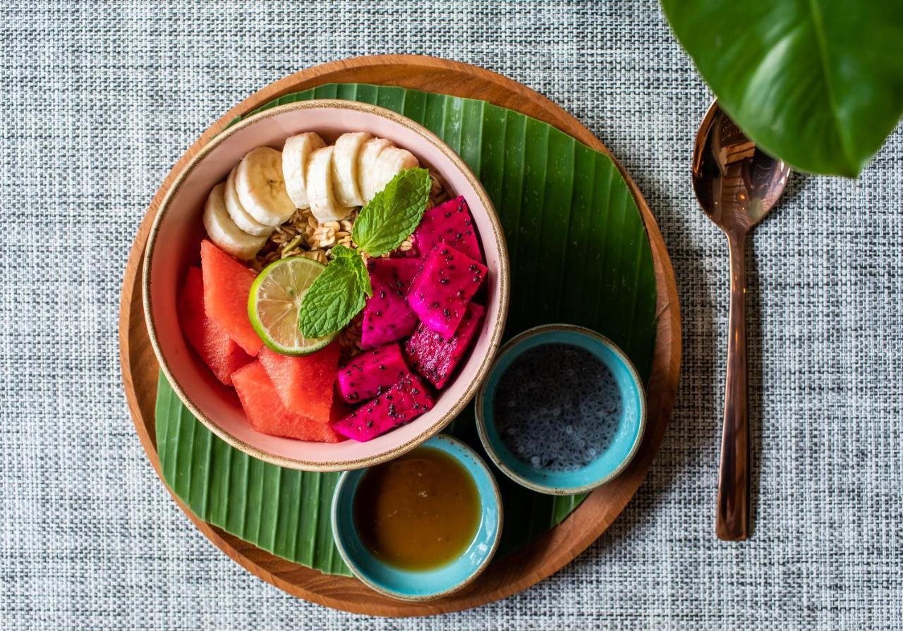 Pinkprivate Sanur - For Cool Adults Only Bed and Breakfast Exteriör bild