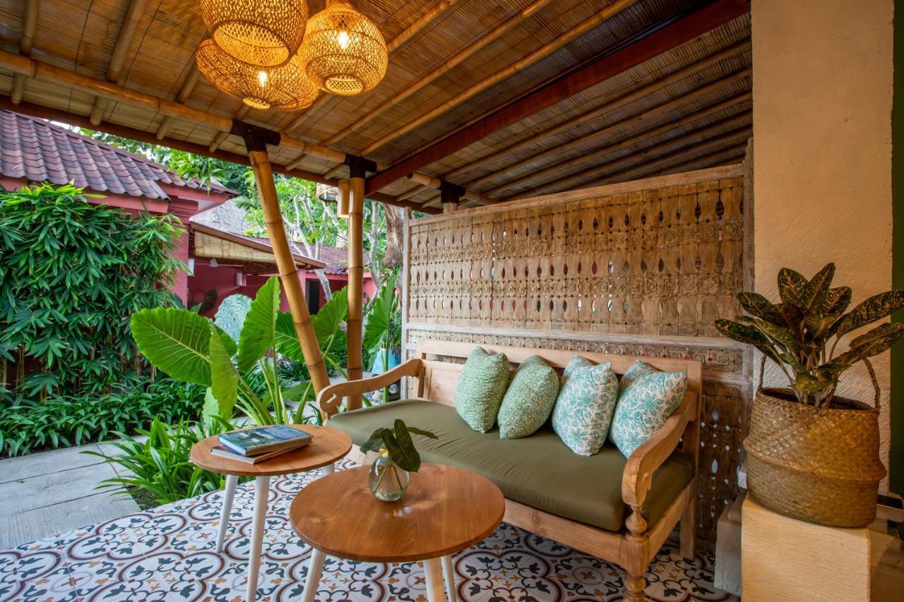 Pinkprivate Sanur - For Cool Adults Only Bed and Breakfast Exteriör bild